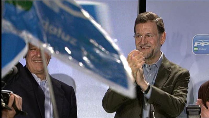 Rajoy avisa a los sindicatos que si dan un paso adelante no resolverán nada