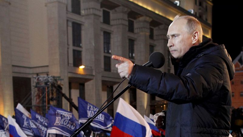 Putin gana por mayoría absoluta en Rusia