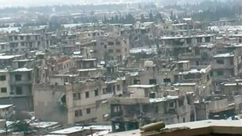 La represión en Siria causa 45 muertos, mientras Cruz Roja reparte ayuda cerca de Homs