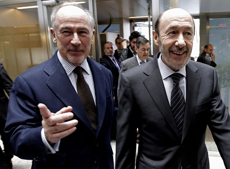 Rubalcaba hubiera preferido un límite de déficit superior al 5,8% y más tiempo para llegar al 3%