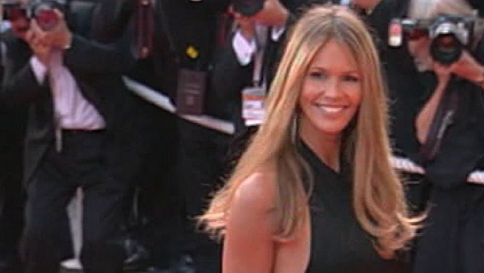 Corazón - Elle Mcpherson sigue enamorada de su ex-marido