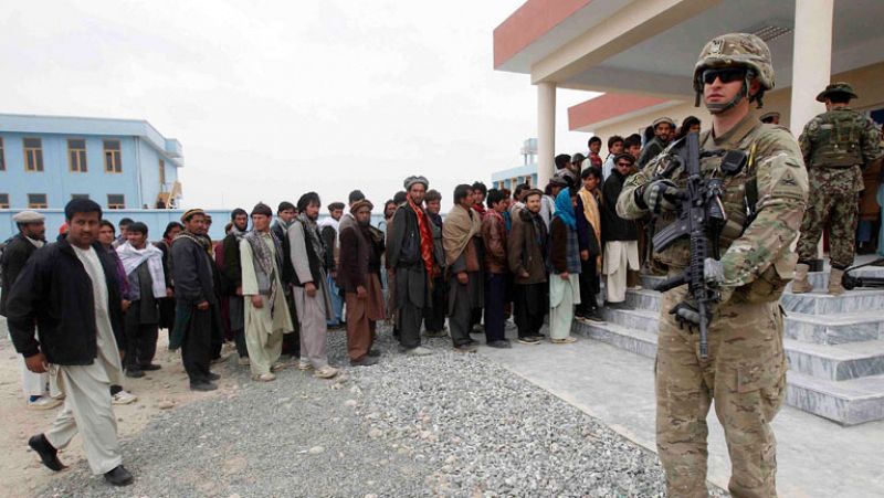 Los talibanes afganos juran vengarse por la matanza de 16 civiles