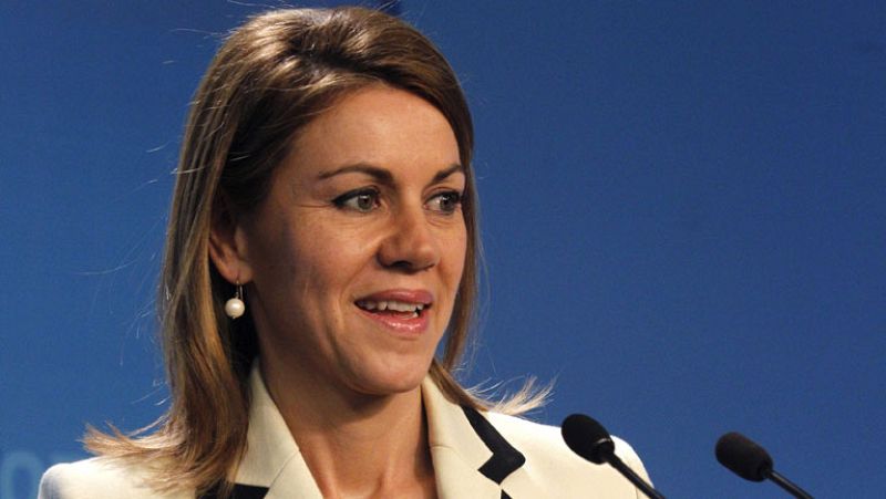 Cospedal acusa a PSOE de convocar la huelga y Valenciano le replica que es "mentira"