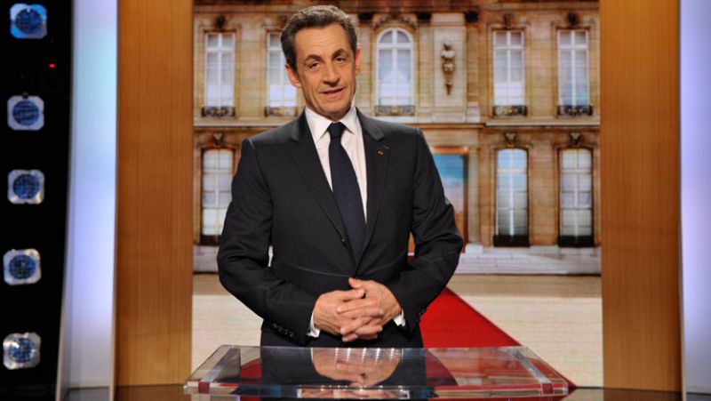 Sarkozy niega haber recibido dinero de Muamar al Gadafi para su campaña electoral de 2007