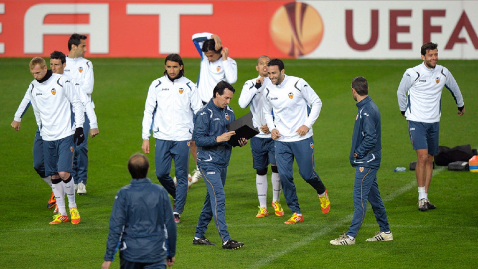 El Valencia se blinda en Holanda