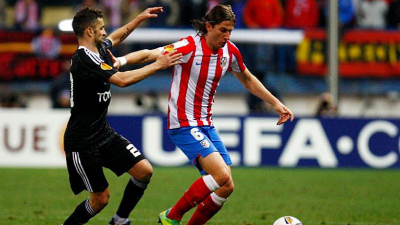 El Atlético debe confirmar su paso a cuartos contra Simao y el 'infierno' turco