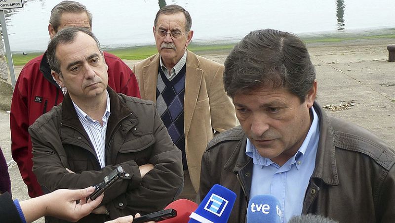 El PSOE afirma que no habrá copago en Asturias y 'Cherines' hace valer su amistad con Rajoy