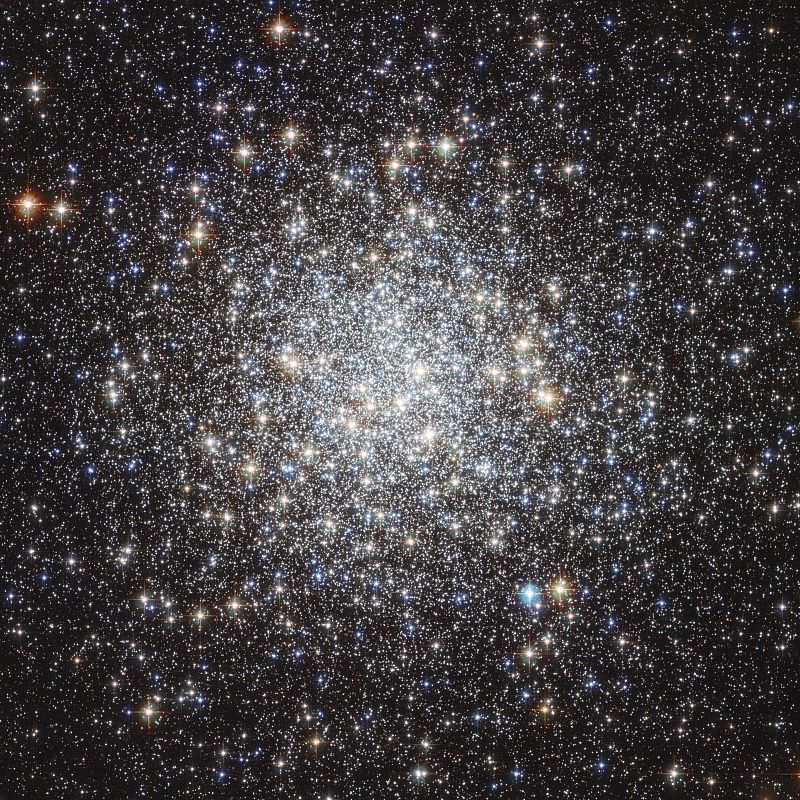 El Hubble capta la imagen más nítida de un 'racimo' de 250.000 estrellas