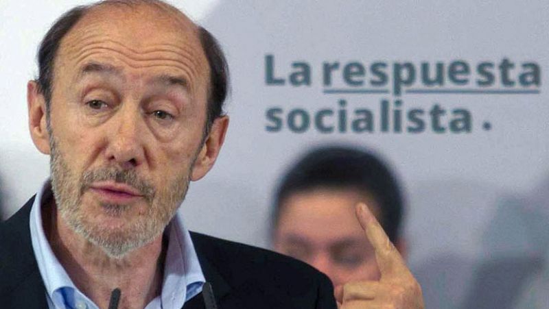 Rubalcaba acusa a la "derecha" de hacer un "ajuste de cuentas del Estado del bienestar"