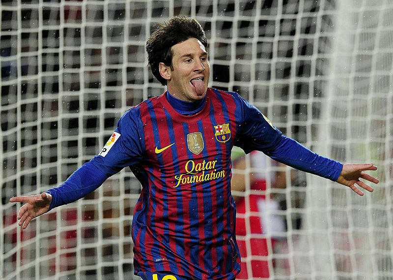 Messi adelanta a César con un 'hat-trick' como máximo artillero culé de la historia