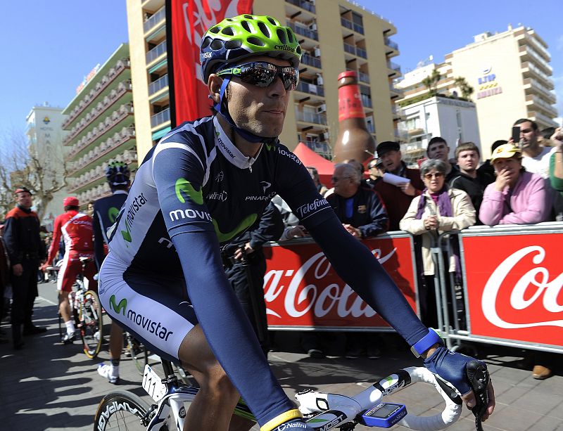 Valverde abandona la Volta por molestias en el hombro tras una caída en la segunda etapa