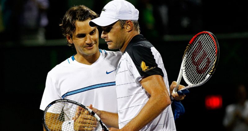 Roddick da la sorpresa y elimina a Federer en Miami