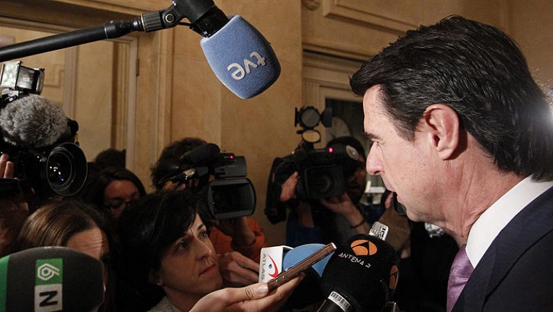 El ministro de Industria avanza que el recibo de la luz subirá en abril entre el 5 y el 7%