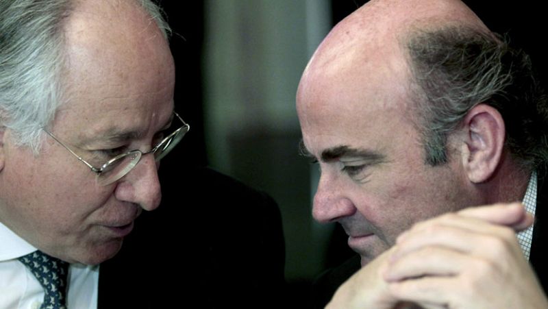 Bruselas y España desmienten una propuesta para sanear la banca con el fondo de rescates