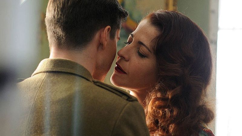 Imanol Uribe: "Con 'Miel de naranjas' he querido rodar una posguerra luminosa y alegre"