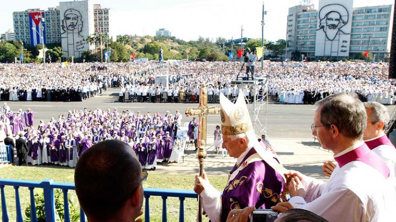 El papa Benedicto XVI, en la misa de La Habana: "Cuba y el mundo necesitan cambios"