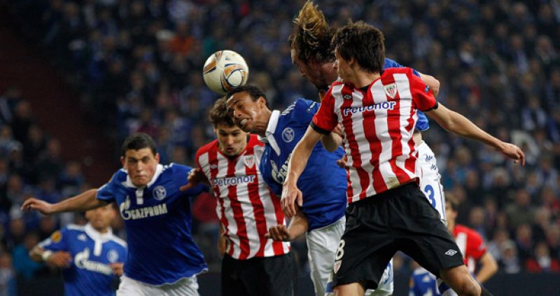 La prensa alemana atribuye a los errores del Schalke el triunfo del Athletic