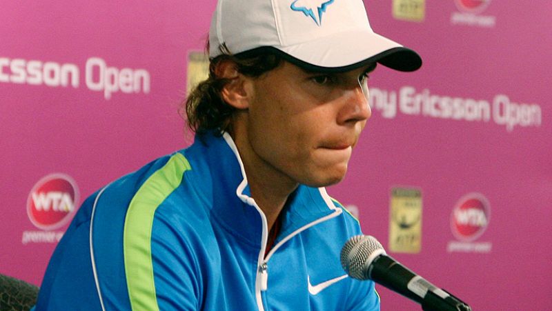 Rafa Nadal abandona el torneo de Miami por una lesión de rodilla