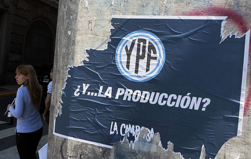 Argentina retira otra licencia de explotación petrolera a YPF por "falta de inversiones"