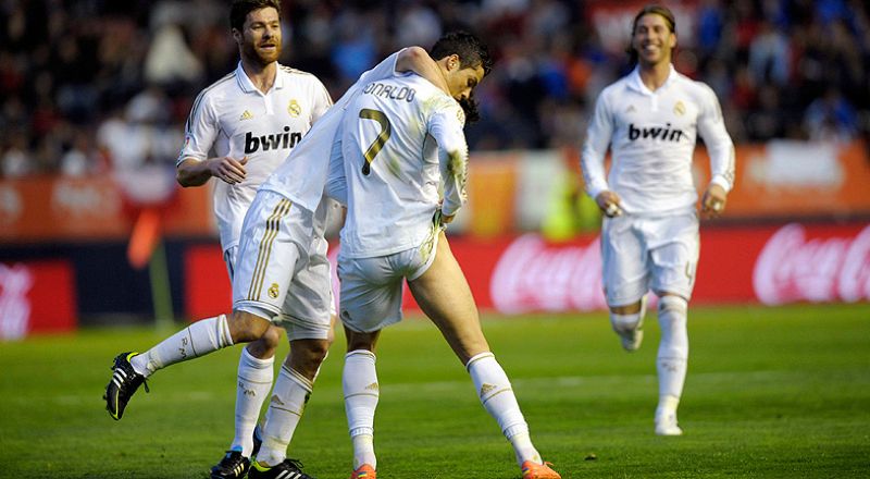 El Real Madrid reivindica el liderato a base de golazos