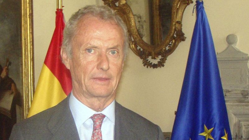 Morenés está convencido de que España debe "rebajar" su presencia en Líbano