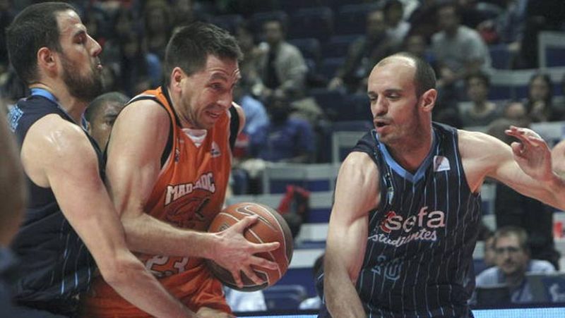 Fuenlabrada toma aire a costa de un desahuciado Estudiantes