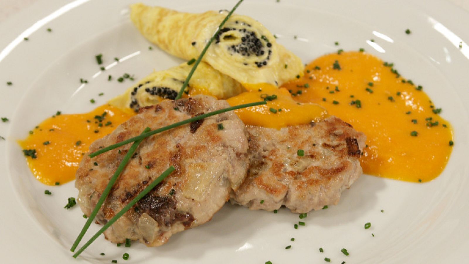 Hamburguesas de atún con crepes de tortilla