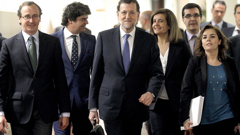 Rajoy descarta que España vaya a ser intervenida y pide prudencia a Monti y Sarkozy