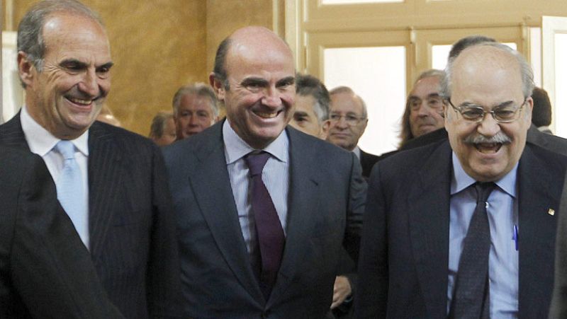 Guindos: "Como vengan a hacer presupuestos va a ver lo que es un ajuste de cuentas"