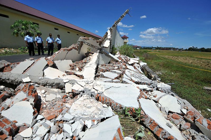 El terremoto de Indonesia deja cinco muertos, varios heridos y destrozos menores