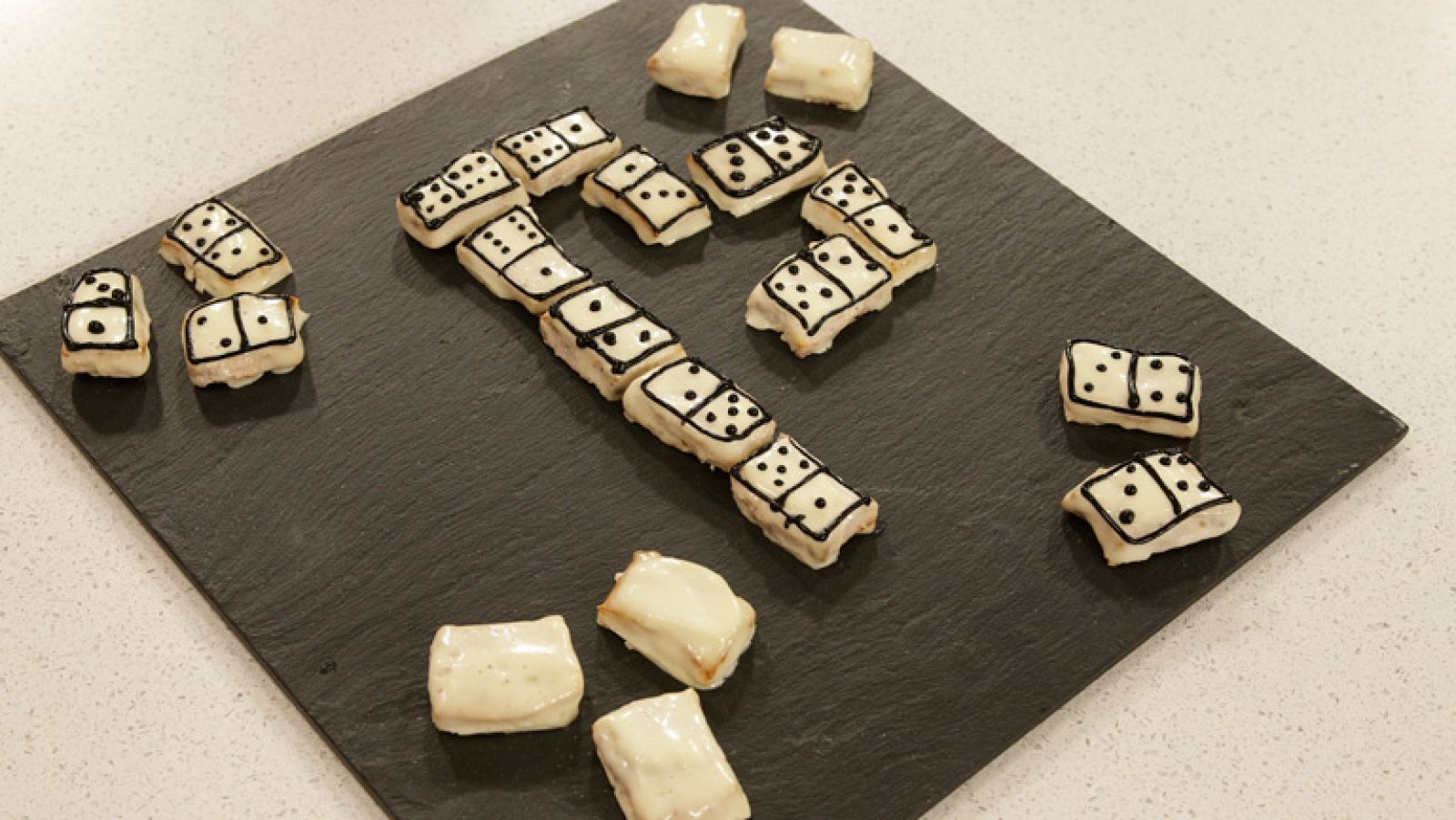 Saber cocinar - Postre - Dominó de emperador