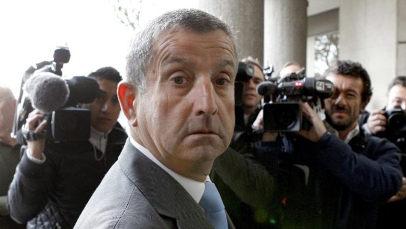 El padre adoptivo de la supuesta bebé robada por sor María niega haber pagado por la niña