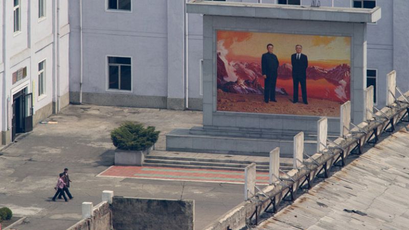 Corea del Norte encumbra a Kim Jong-un en la cúpula militar del país