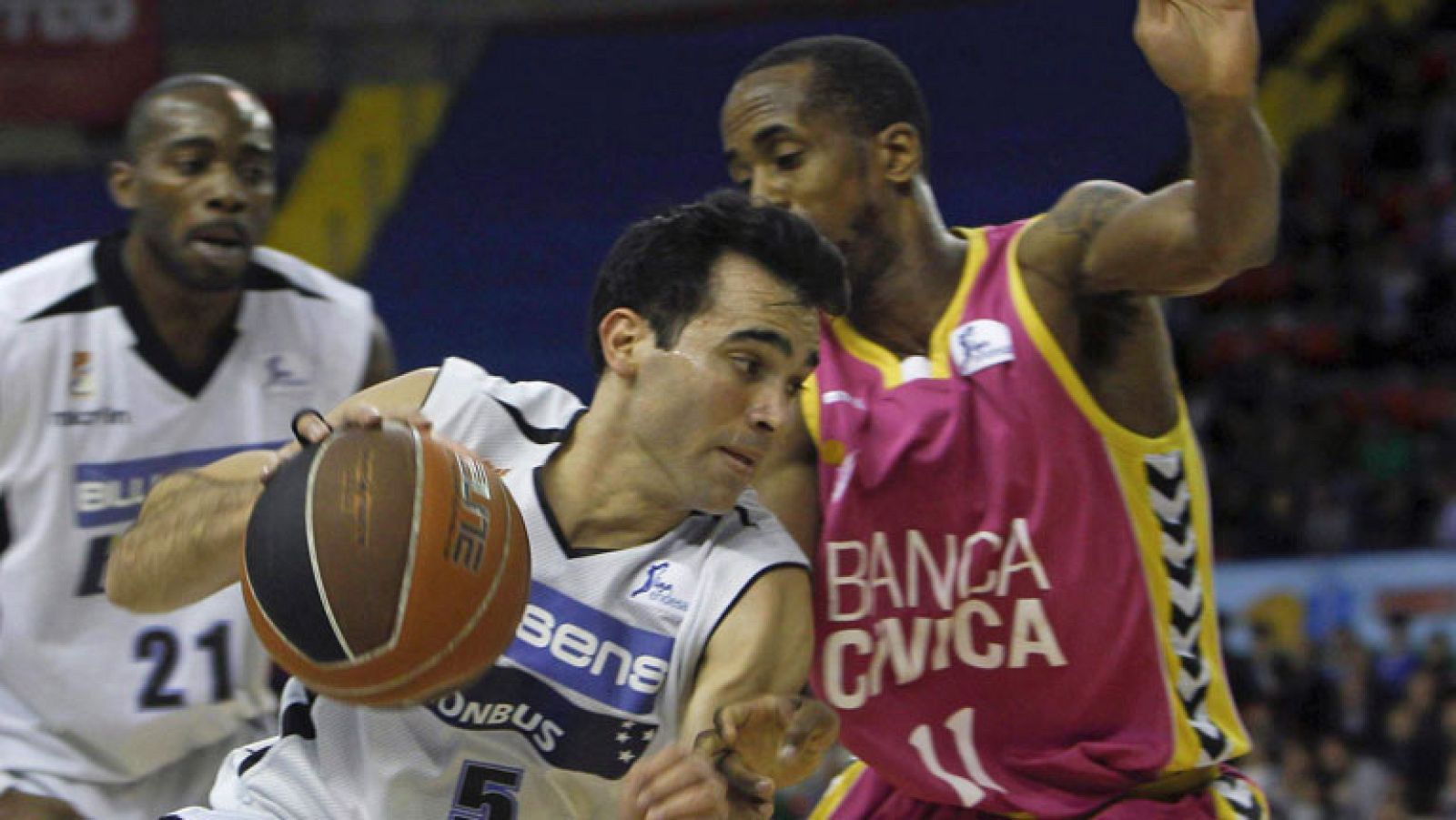 Banca Cívica 79 - 59 Blu:sens Monbus - Baloncesto en RTVE | Ver