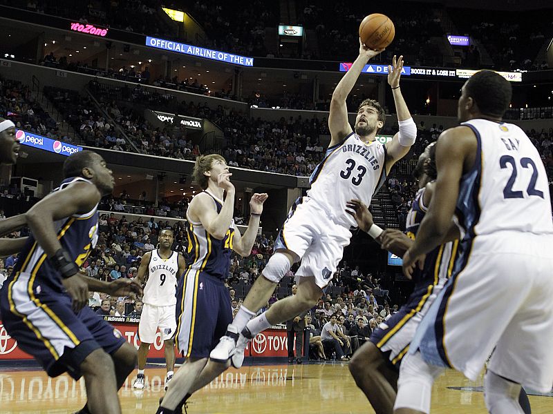 Marc Gasol hace soñar a los Memphis con la cuarta plaza