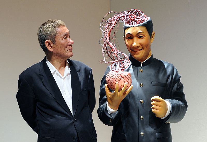 Takeshi Kitano lleva a Tokio su universo personal a través de obras plásticas