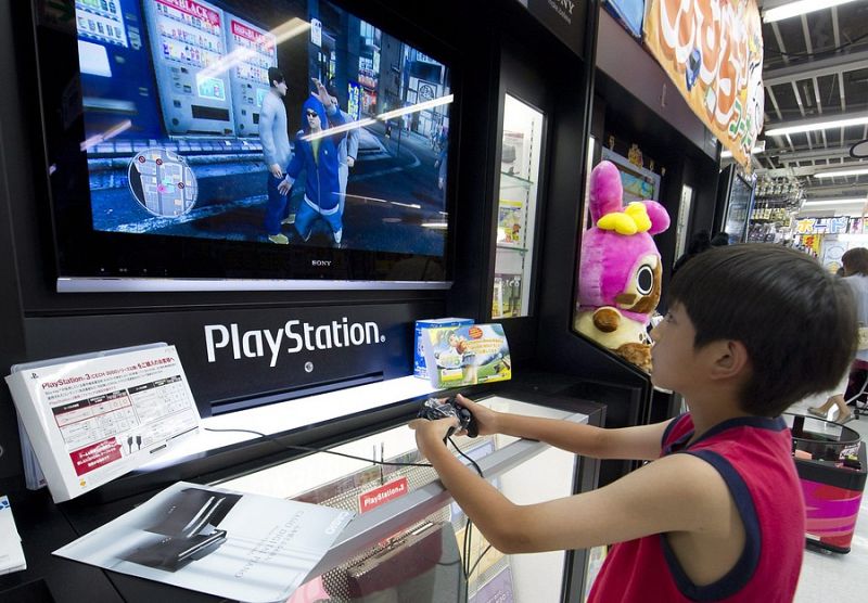 La crisis, el bajón de Wii y DS y la ausencia de nuevas consolas hacen mella en los videojuegos