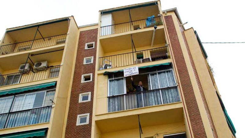 Las hipotecas sobre viviendas se desploman un 47,1% en febrero y suman 22 meses a la baja