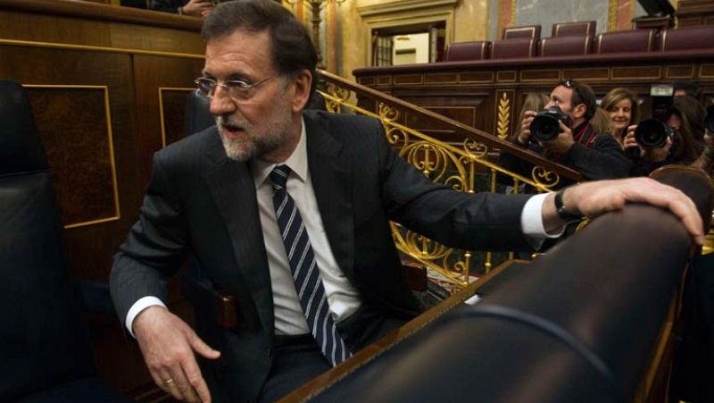 Rajoy dice que no le sorprende la recesión porque la situación es muy difícil