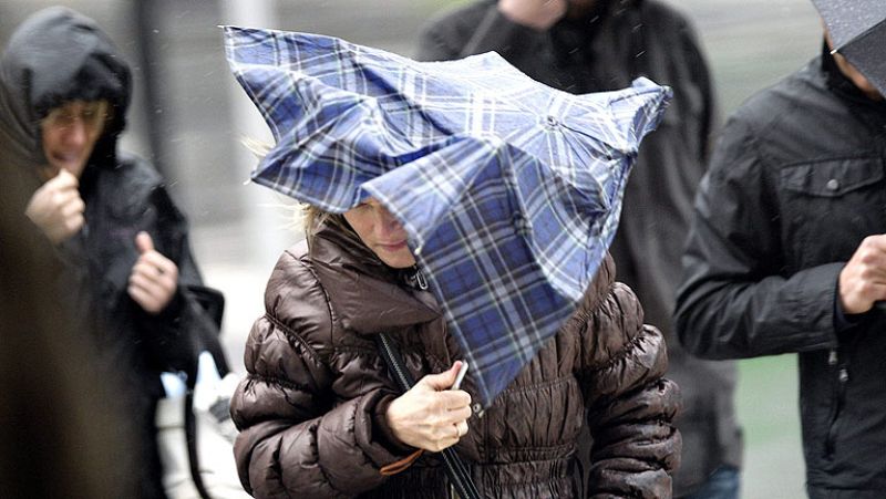 La ciclogénesis explosiva "Petra" dejará el miércoles en España fuertes vientos y lluvia