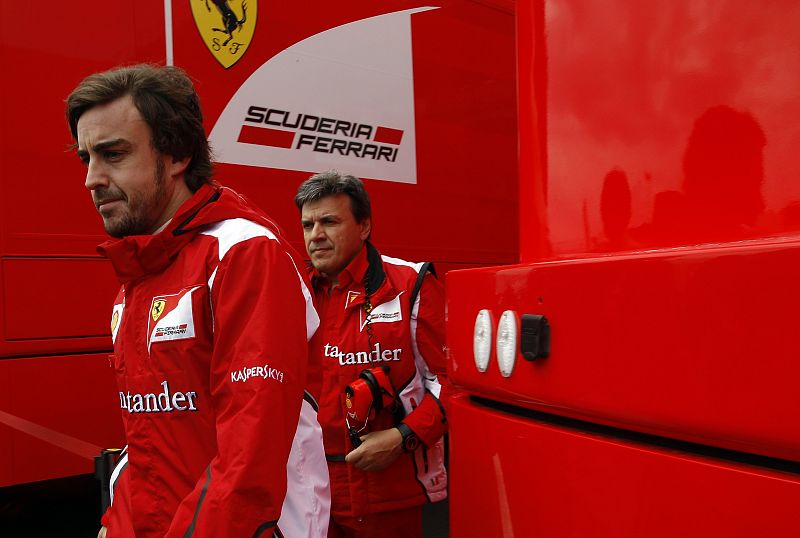 Fernando Alonso ironiza sobre su salida de pista en Mugello: "Aún estoy vivo"