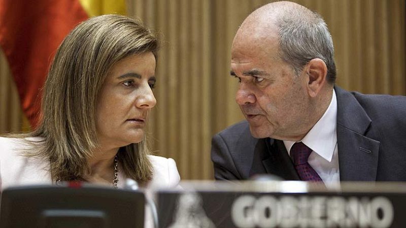 Báñez anuncia más mecanismos de control contra el fraude en las bajas médicas inferiores a 15 días