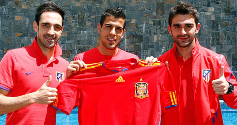Adrián, Domínguez y Juanfran, felices por la llamada de Del Bosque