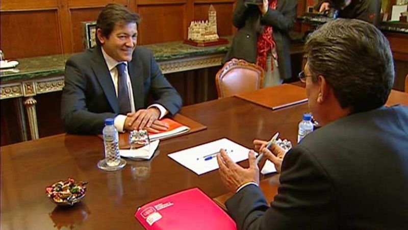 El PSOE gobernará en Asturias tras llegar a un acuerdo con UPyD