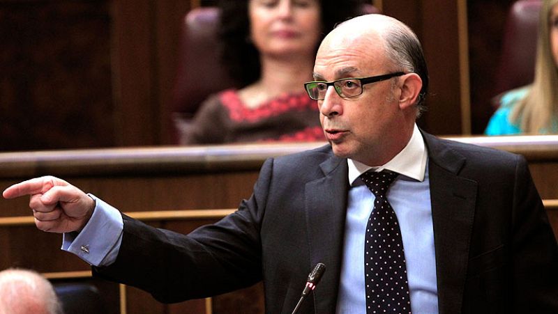 Hacienda examina este jueves los ajustes de las CC.AA. con la nueva ley en la mano