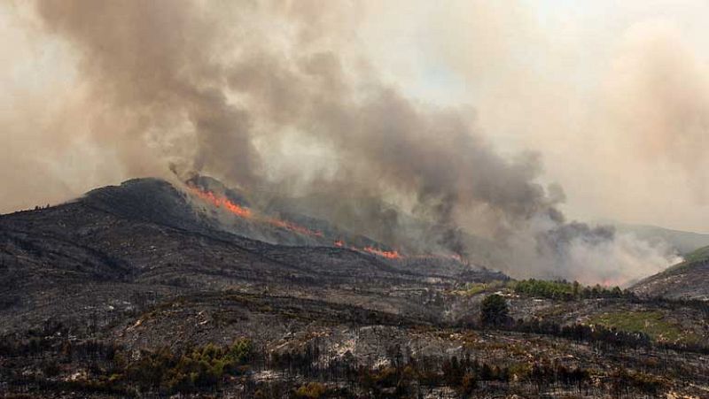 El incendio de Rasquera queda controlado tras quemar 3.000 hectáreas
