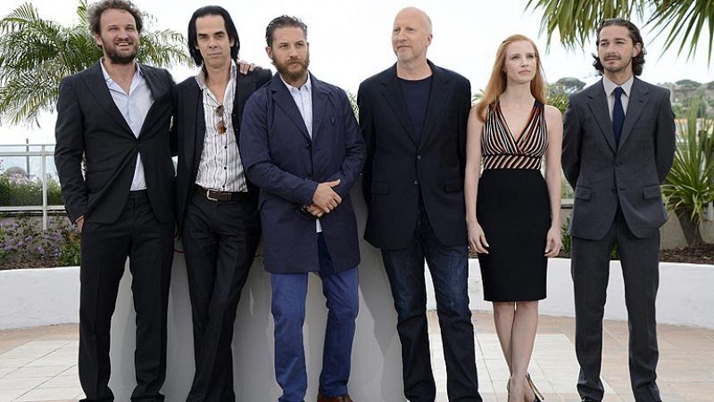 La violencia de 'Lawless', con LaBeouf y Guy Pearce, bien recibida en Cannes