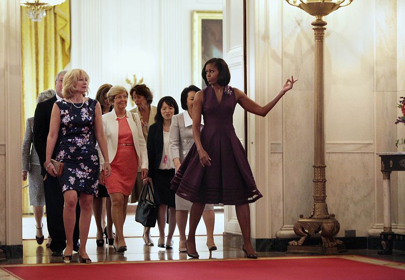 Michelle Obama recibe a las primeras damas del G8 con un gazpacho