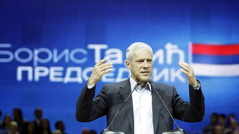 El proeuropeo Tadic y el conservador Nikolic compiten por la presidencia de Serbia