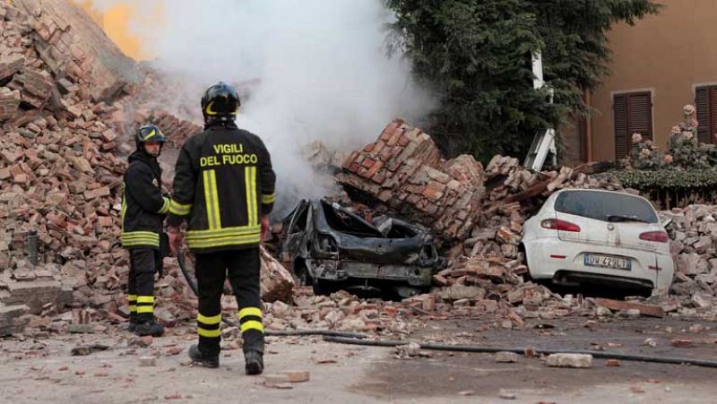 Ascienden a siete las víctimas del terremoto del norte de Italia